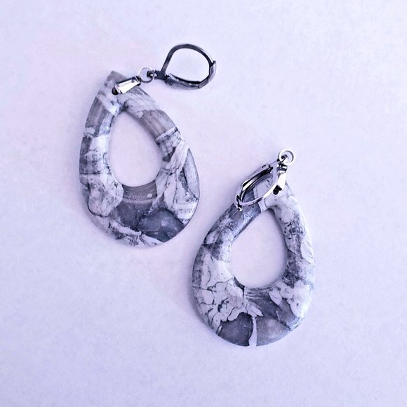 Marbled Grey Slate Faux Stone Polymer Clay Teardrop Earrings - Picture 1 of 2